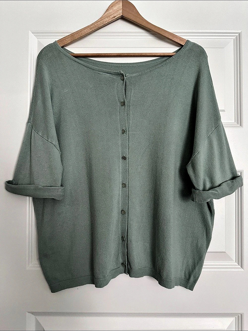 Lascana - Light Cardigan in Sage Green